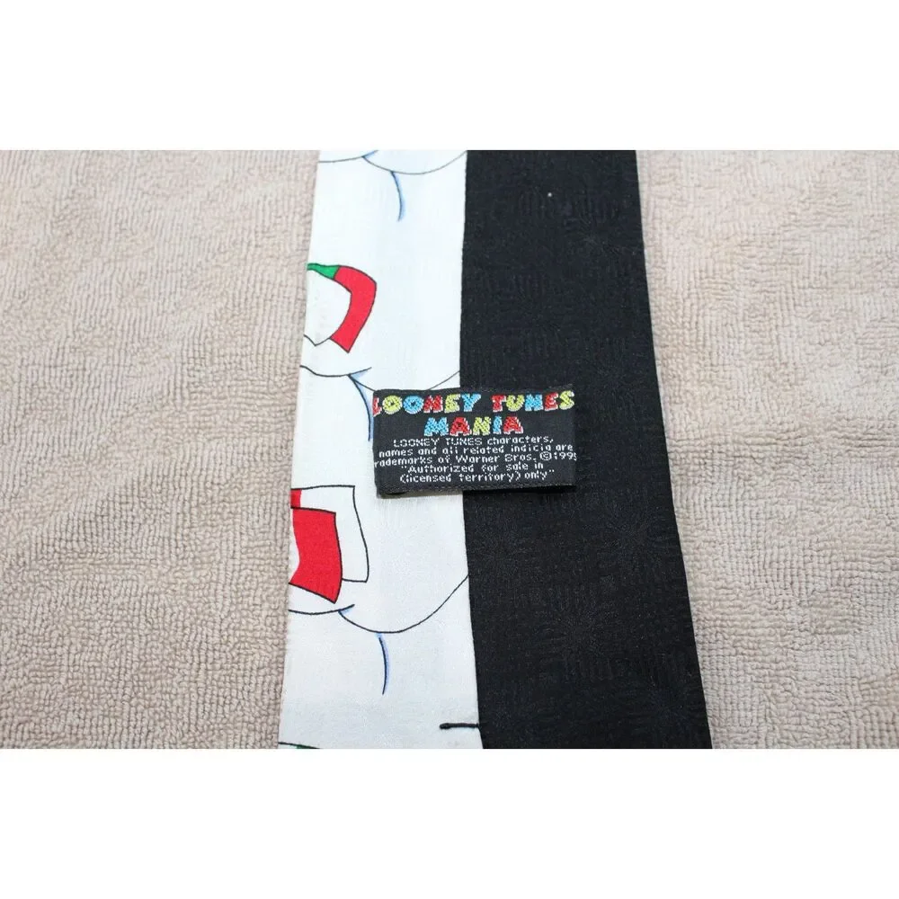 Looney Tunes Mania Bugs Bunny & Snowmen Men’s Novelty Silk Necktie
